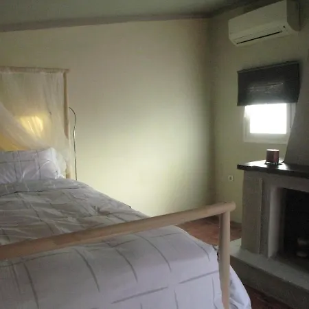'arnis' Duplex By 'megaron Moussikis' Apartment